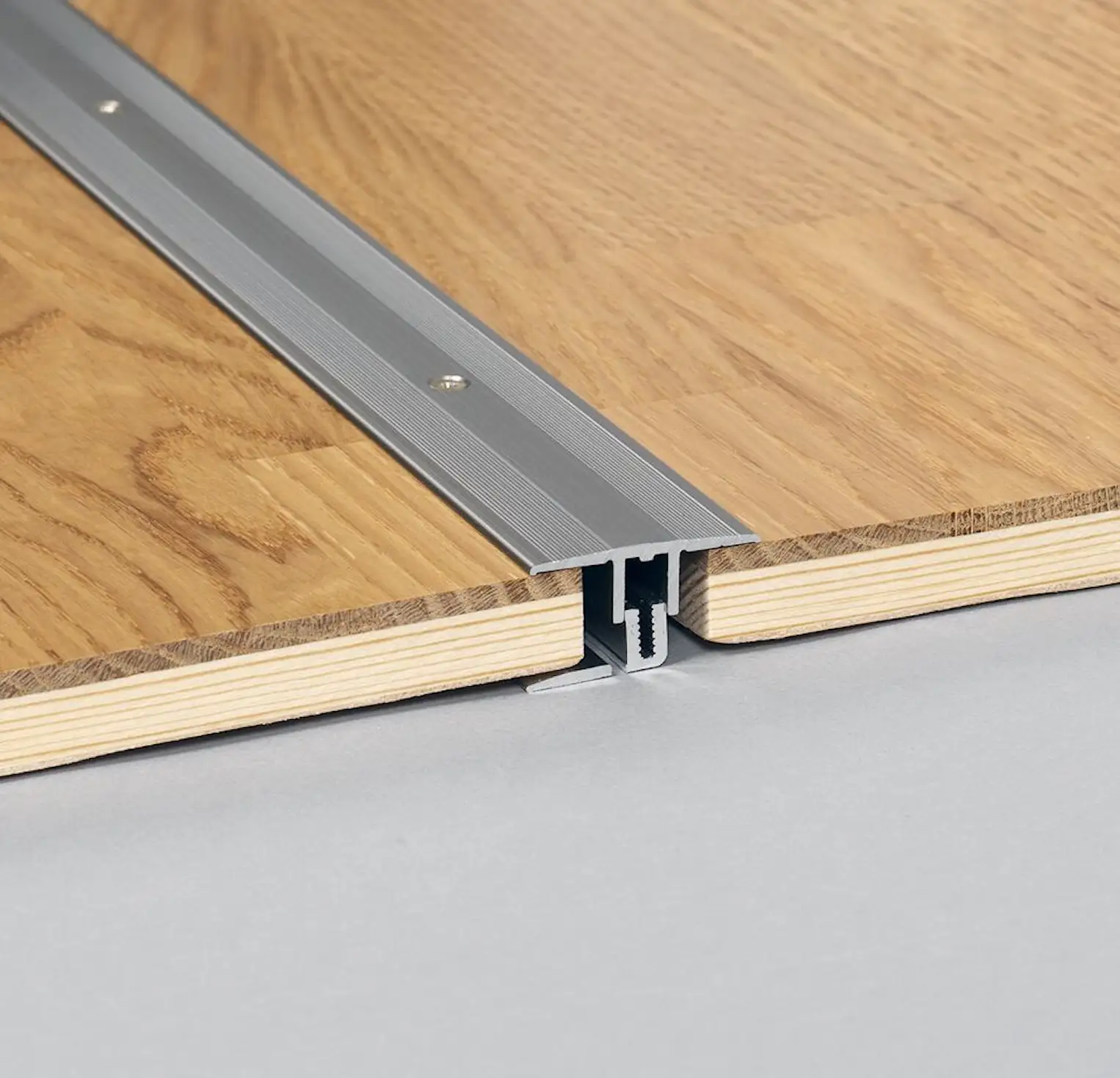 T-LIST ALUMINIUM PREC.STEEL 33,7X6,5-16 MM Tilbehør Kährs